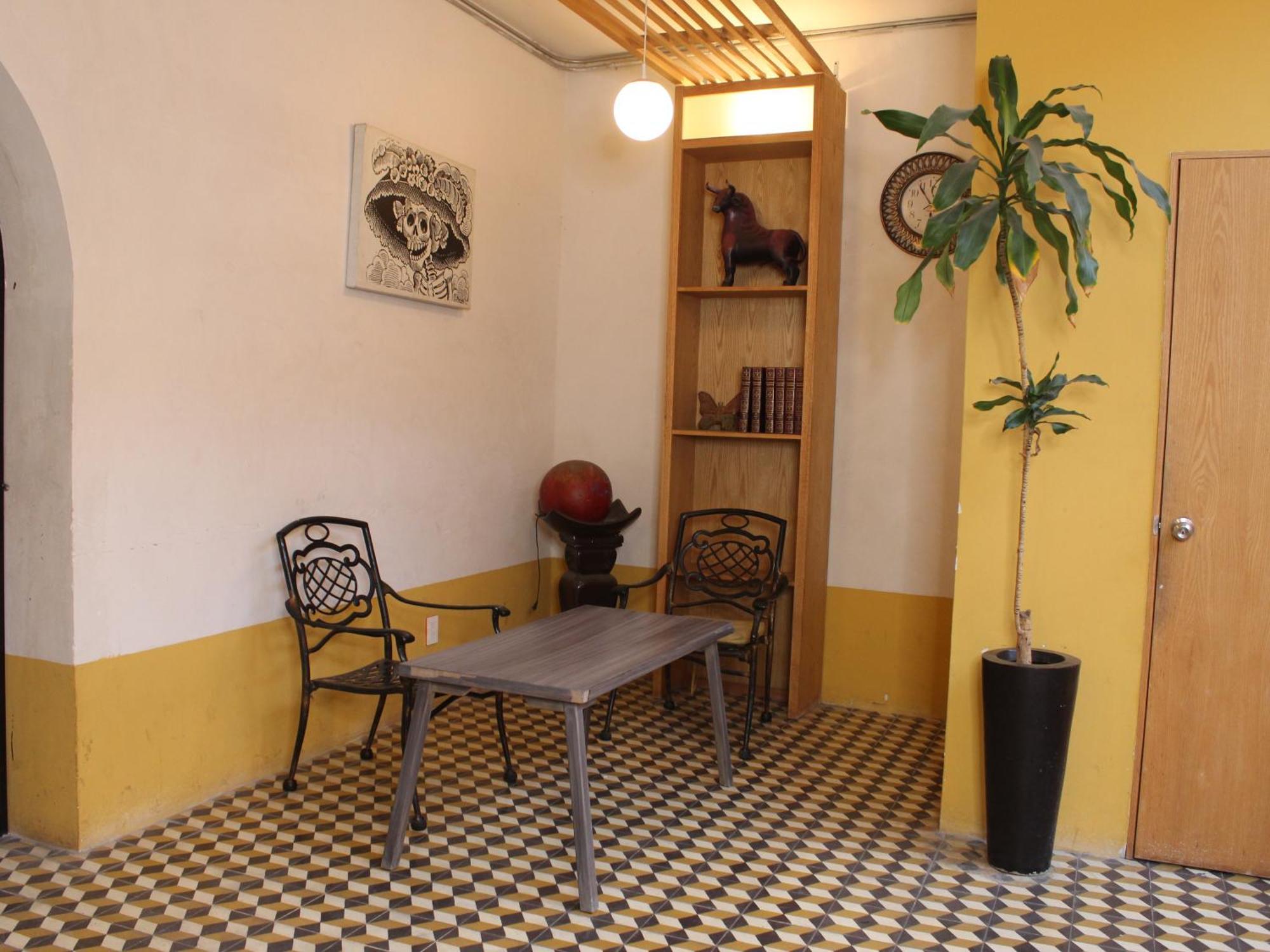 Hostal La Loteria Гуадалахара Екстериор снимка