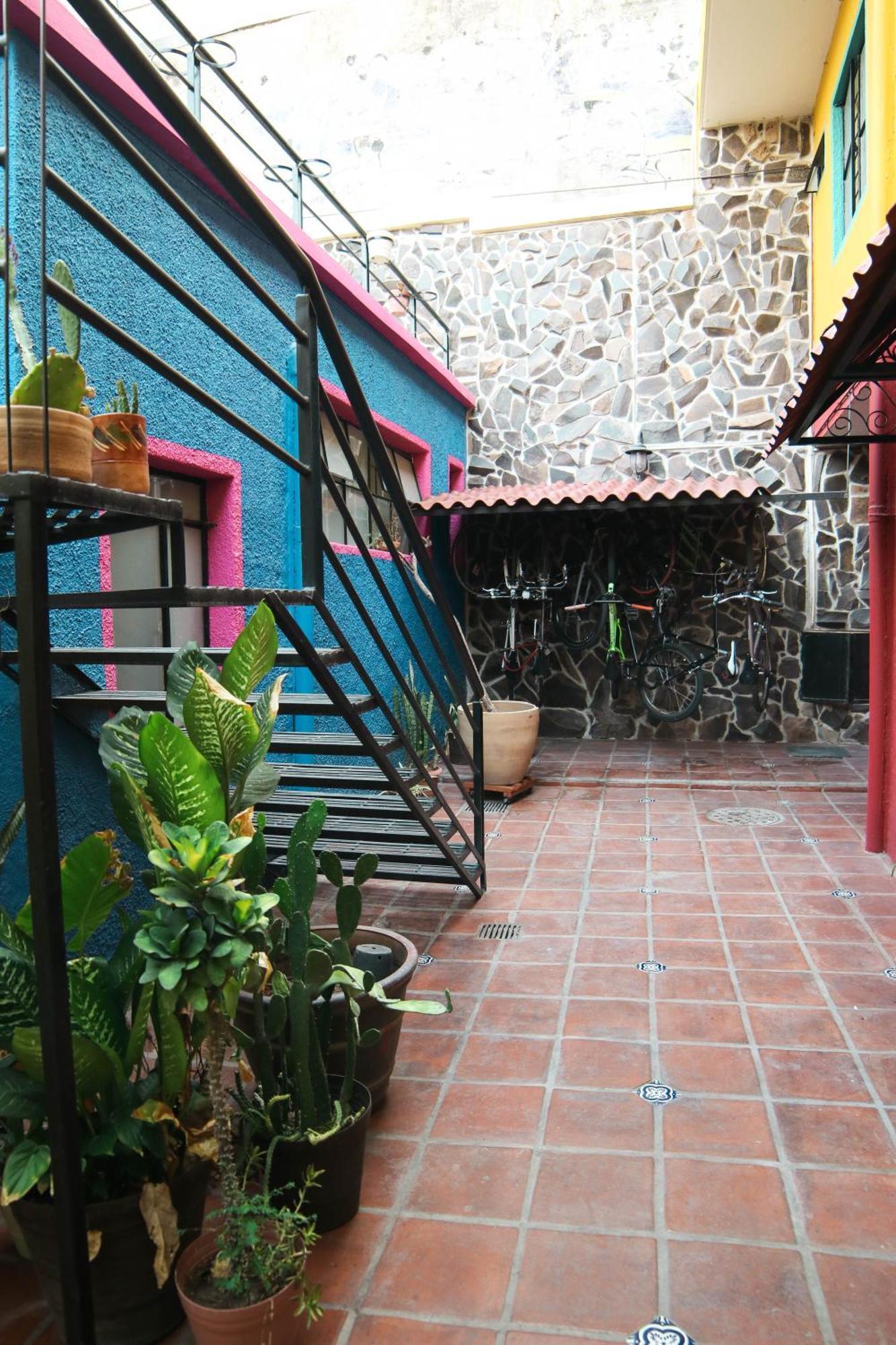 Hostal La Loteria Гуадалахара Екстериор снимка