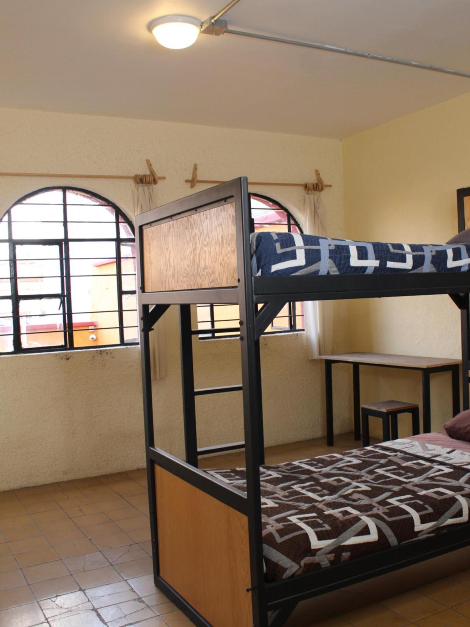 Hostal La Loteria Гуадалахара Екстериор снимка