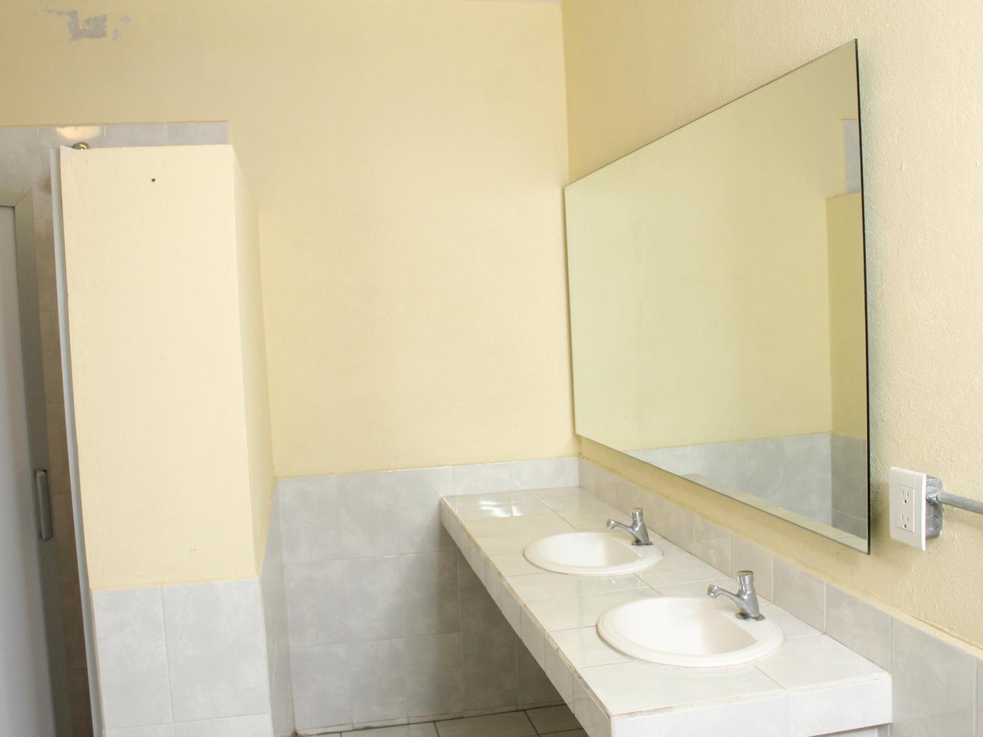 Hostal La Loteria Гуадалахара Екстериор снимка