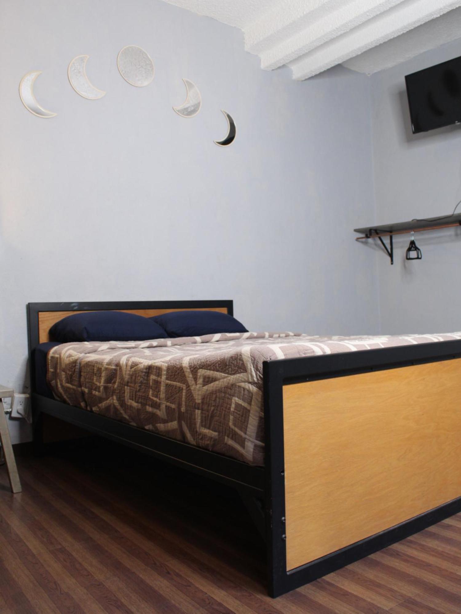 Hostal La Loteria Гуадалахара Екстериор снимка