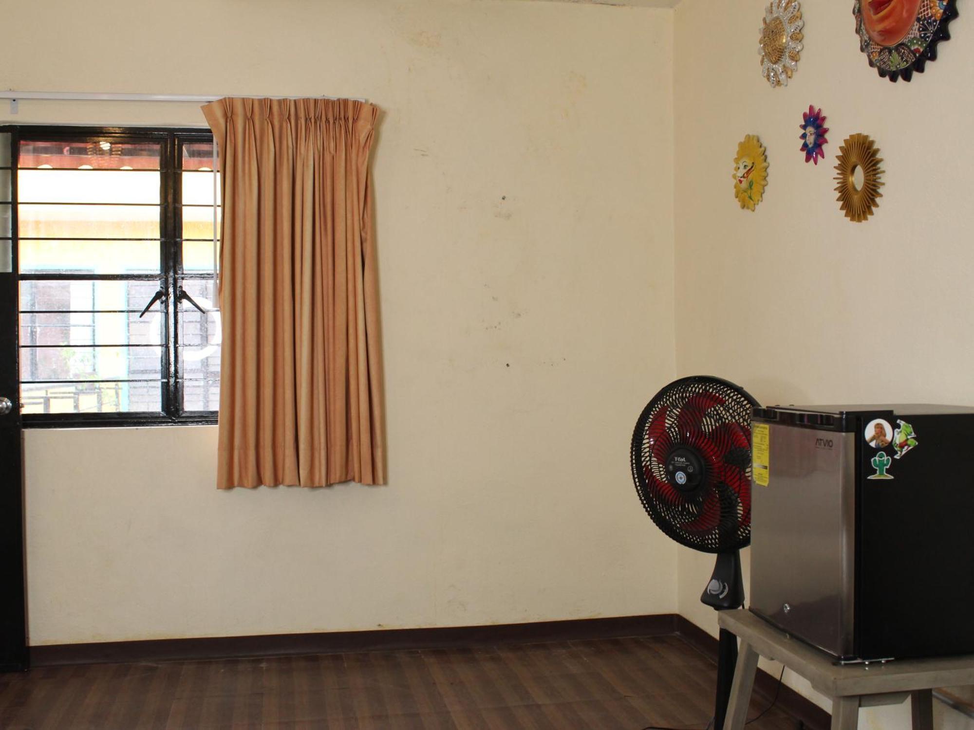 Hostal La Loteria Гуадалахара Екстериор снимка