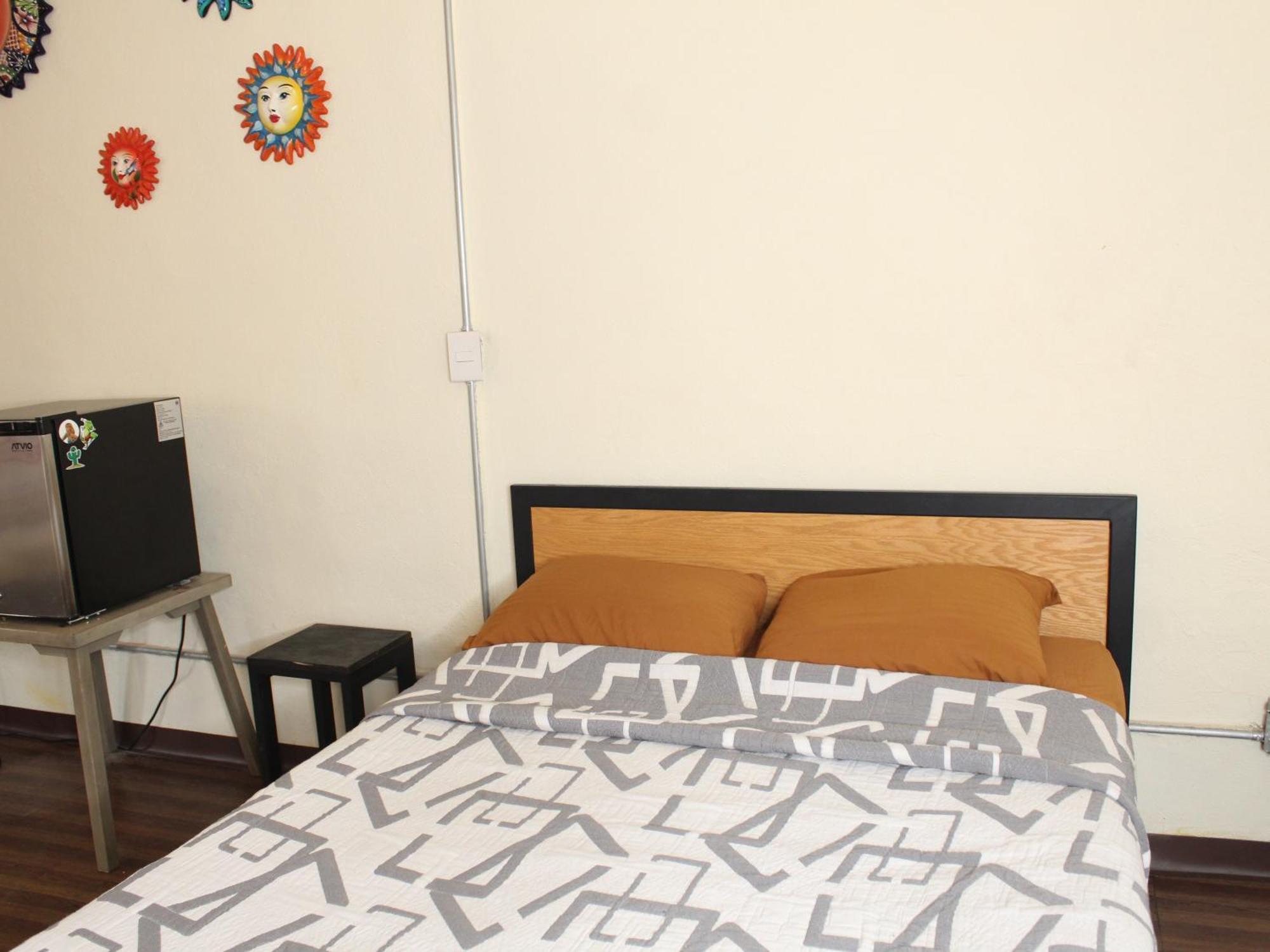 Hostal La Loteria Гуадалахара Екстериор снимка